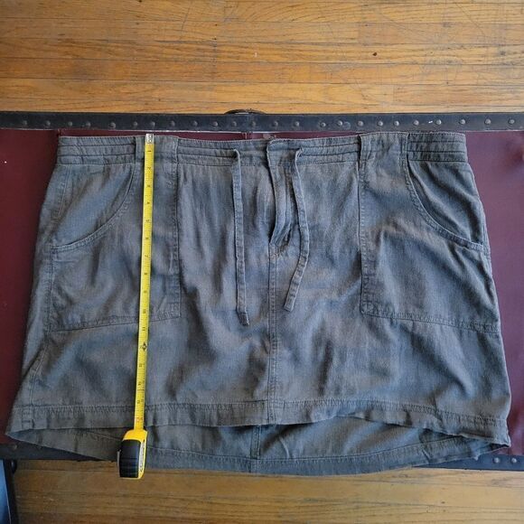 Reitmans Green Skirt with Adjustable Waist - Picture 9 of 11